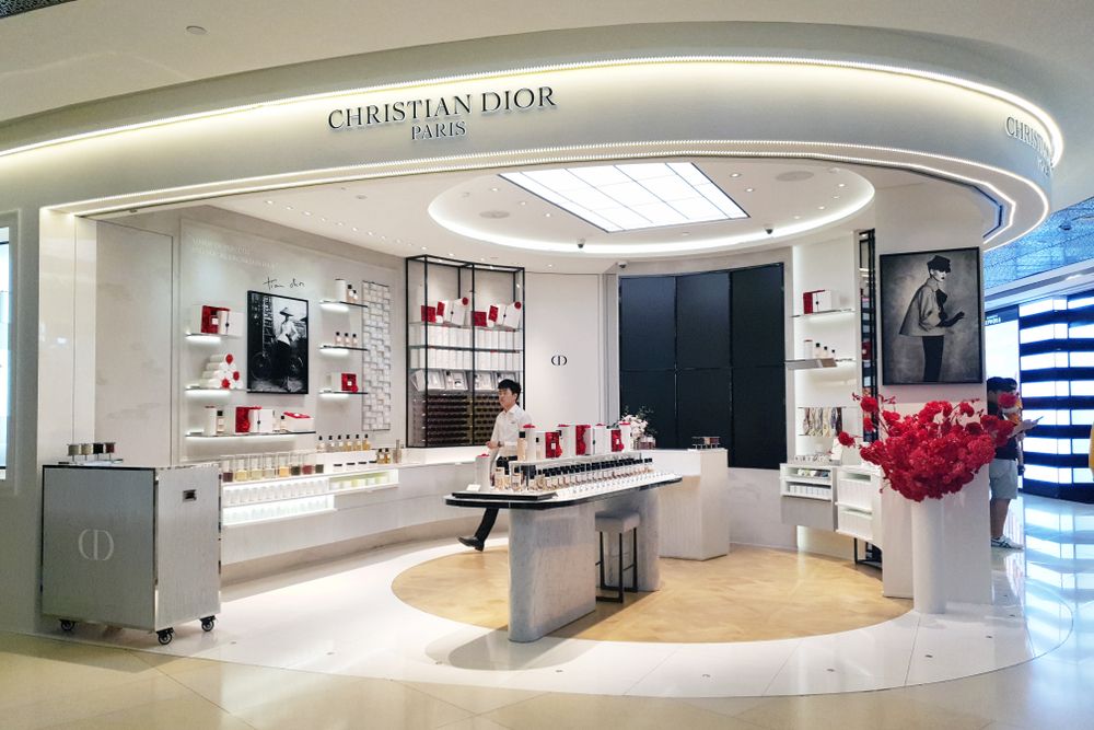 Singapore,-,Jan,4,,2019:,Dior,Brand,Cosmetics,Store,In