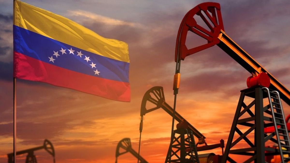 Feloldotta a Venezuelát sújtó szankciókat az Egyesült Államok, szabad az út a latin-amerikai olaj előtt