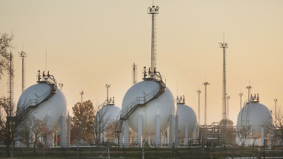 Alig fér már gáz a tárolókba