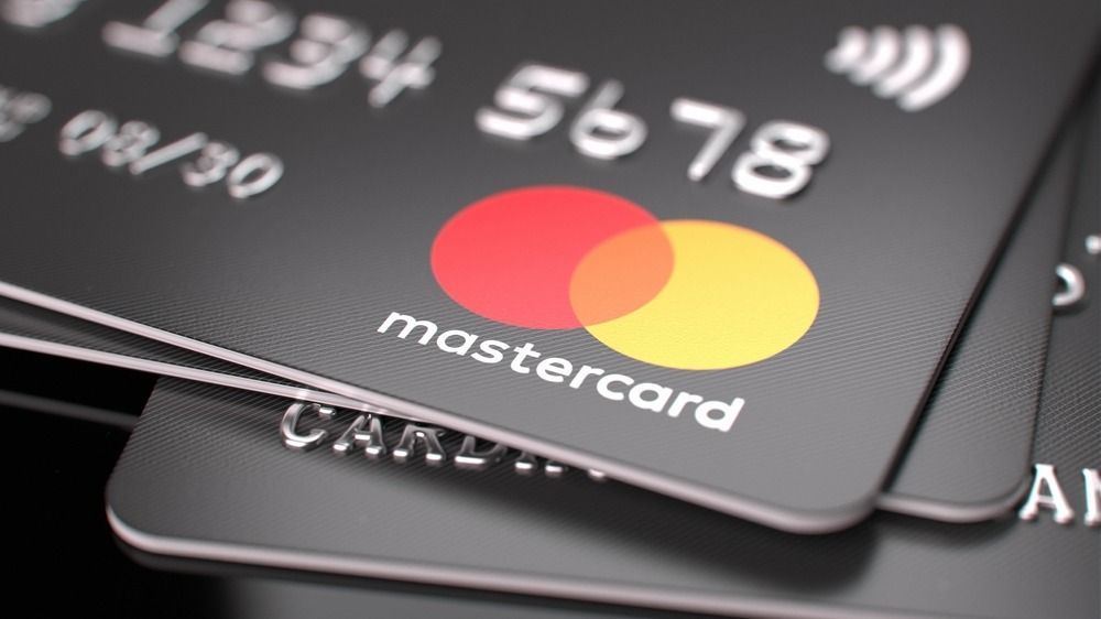 Mastercard,Bank,Cards,On,The,Table.,Close-up,Of,The,Mastercard