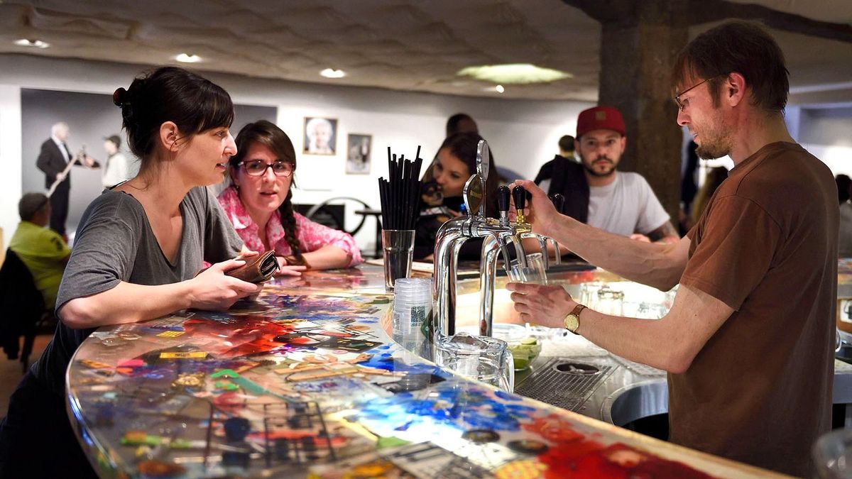 A cseheknél is nagyot esett az infláció