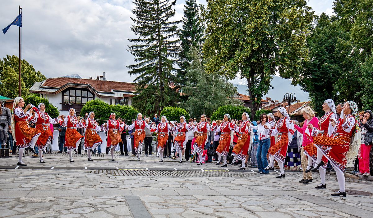 Bansko,,Bulgaria,-,July,26,,2015:,A,Folklore,Group,In