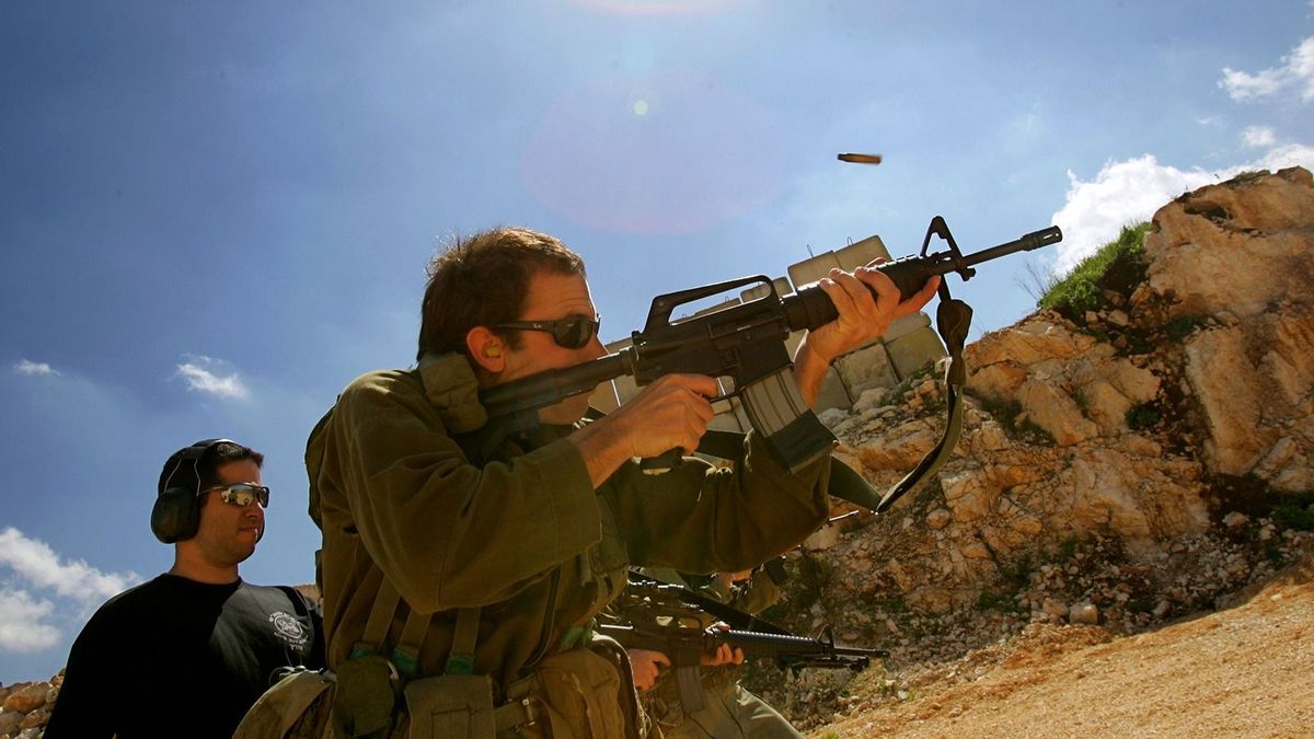 Minden hadra fogható katonát hazaszállít Izrael