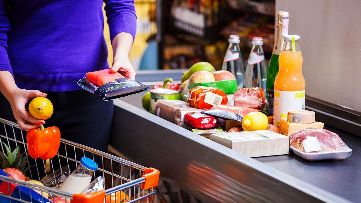 A boltok közötti verseny lenyomta az élelmiszer-inflációt