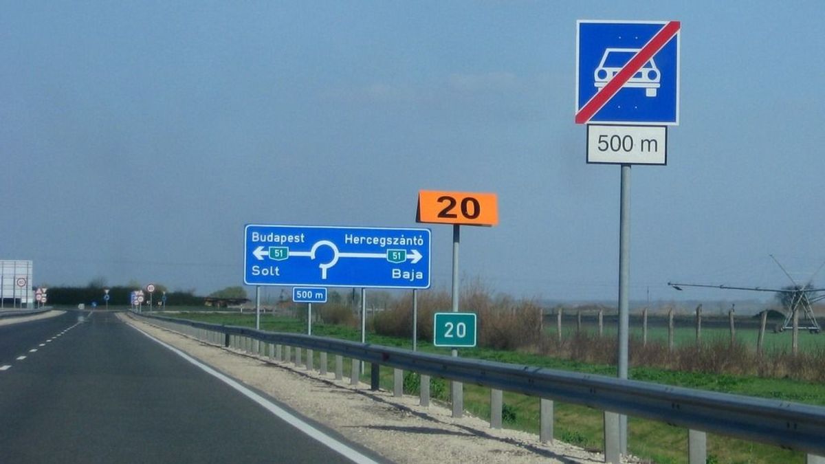 Felcsillant a remény, hogy megépül az M9-es autóút: újra megpróbálkoznak Lázárék a hányatatott sorsú gyorsforgalmival