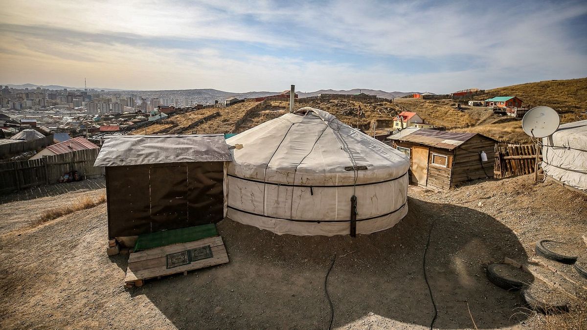 Mongóliáig megy uránt bányászni Franciaország