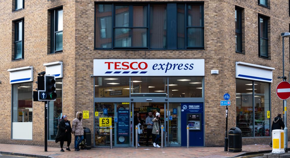 Birmingham,,England,-,March,17,2019:,The,Frontage,Of,Tesco