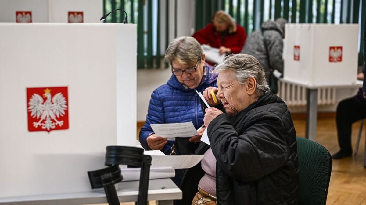 Lengyel választások: van egy mutató, amibe belekapaszkodhat a PiS és Kaczynski – korai temetni őket