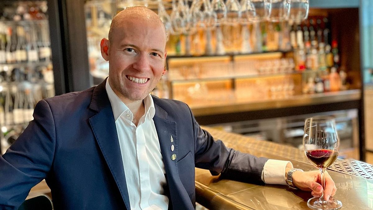 Közel egymillió forintos bort is a vendég elé tehet az Év Sommelier-je ebben a budapesti étteremben