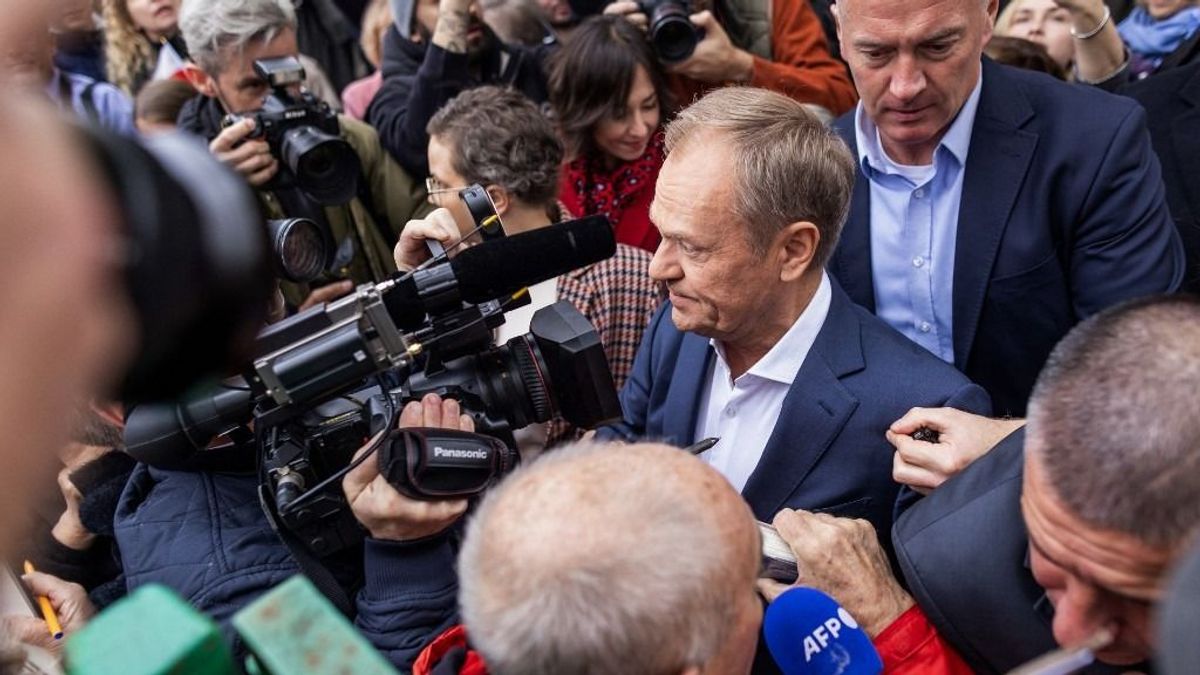 Donald Tusk győzelmet hirdetett a sajátjai között