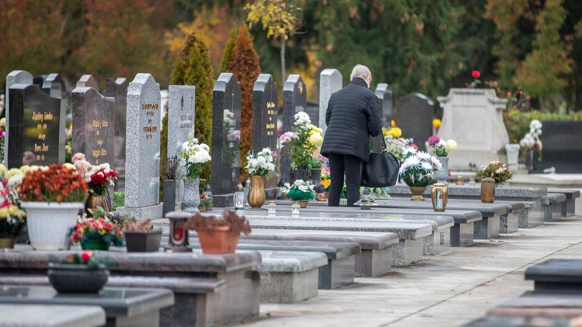 Egyre több kegyeleti szolgáltatónál van hajós temetés, de akár haza is lehet vinni az elhunyt hamvait