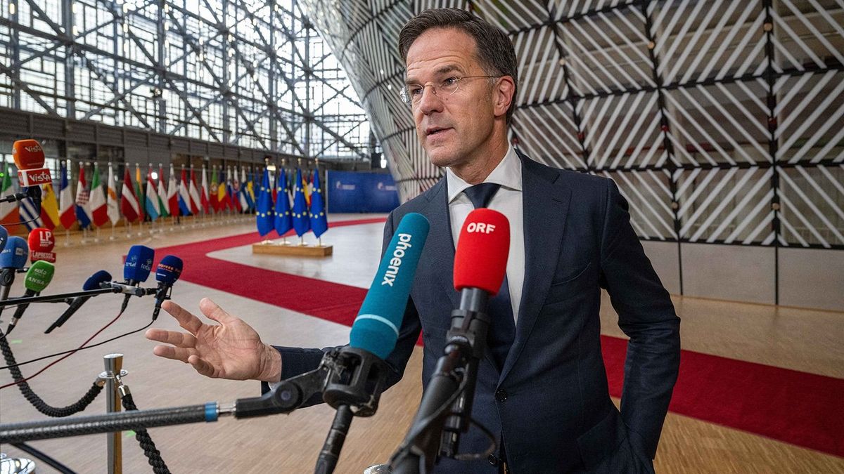 NATO-főtitkárnak készül a bukott holland kormányfő