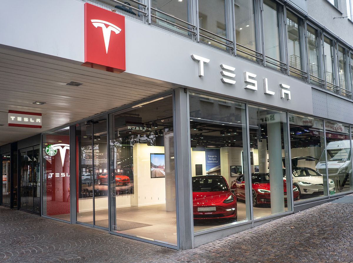 Tesla Motors Store Frankfurt - Model 3