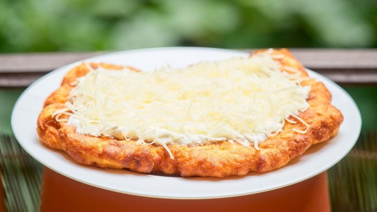 Hungarikum lett a lángos és a székely kapu