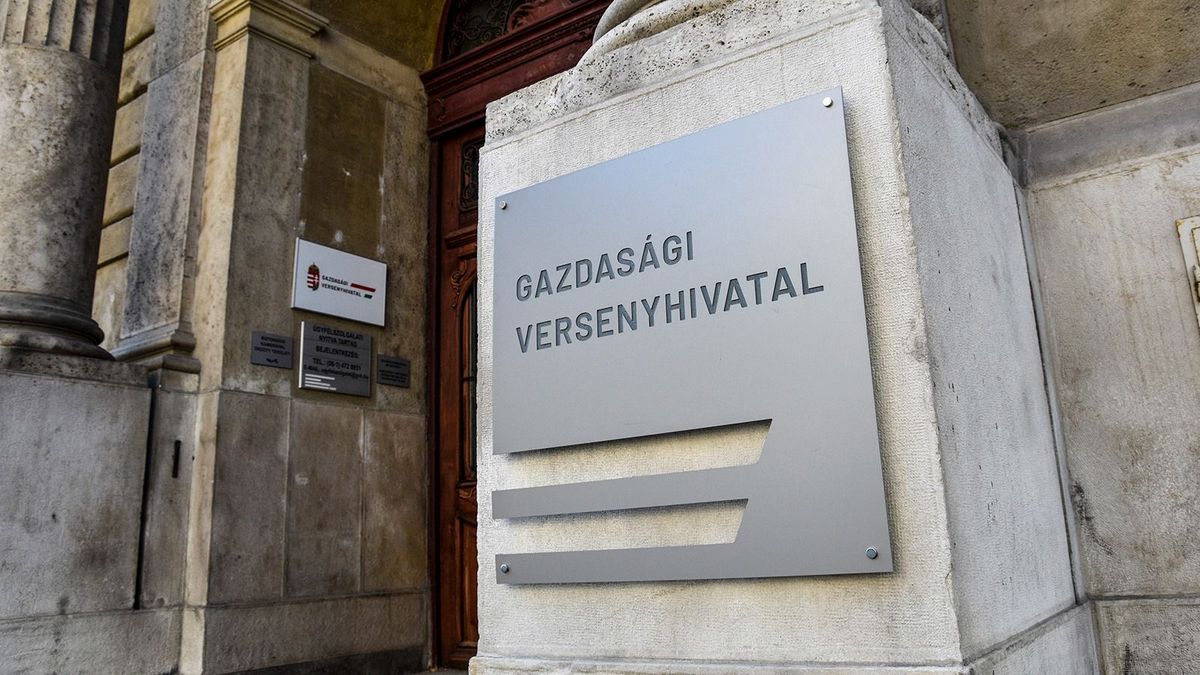 Háromszázmillióra büntette az országos közúti kartellt a GVH