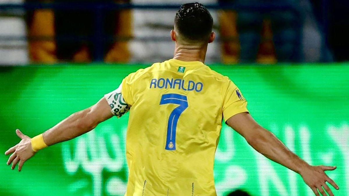 Cristiano Ronaldot 99 korbácsütésre büntethetik az iszlám törvények megsértése miatt