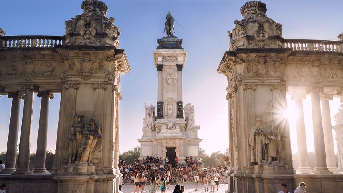 Ukrán ortodox pap árulta az elképesztő értékű ellopott ókori aranyékszereket