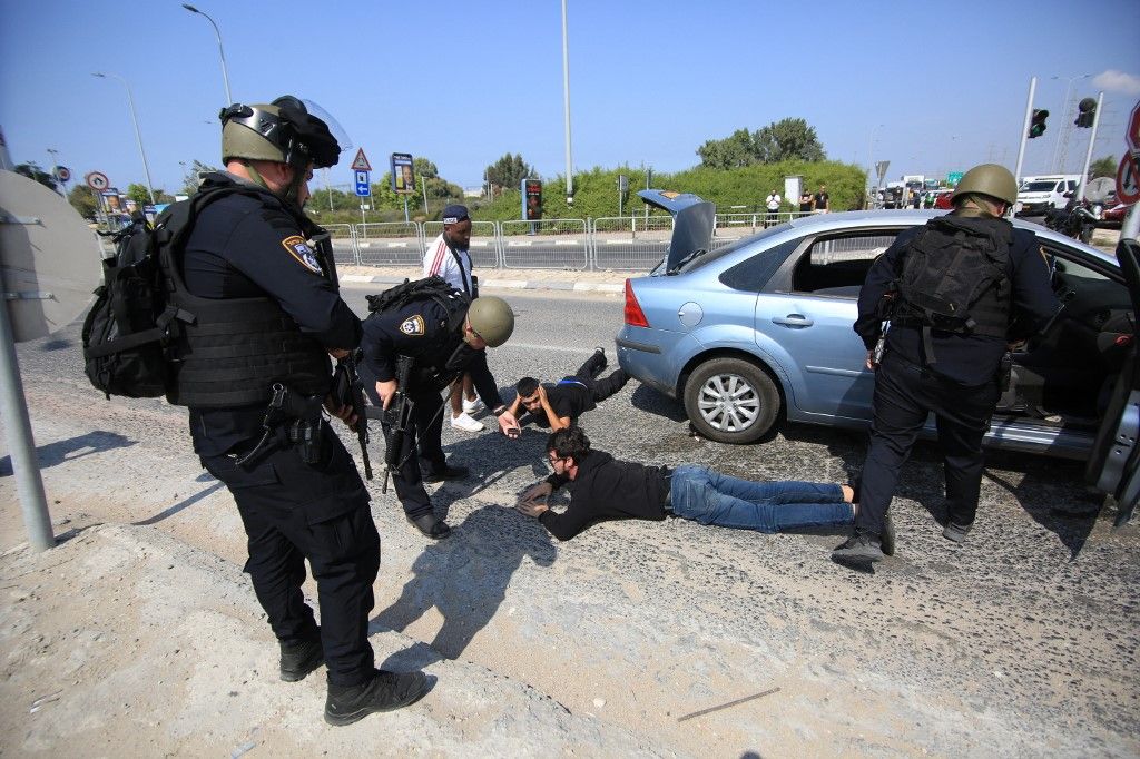 Israeli forces increase security measures