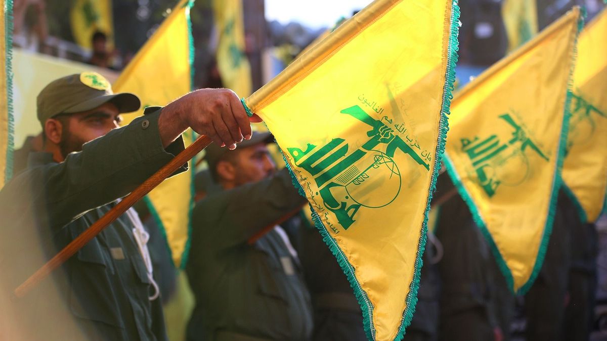 Videóra vették, ahogy a Hezbollah megtámadja Izraelt