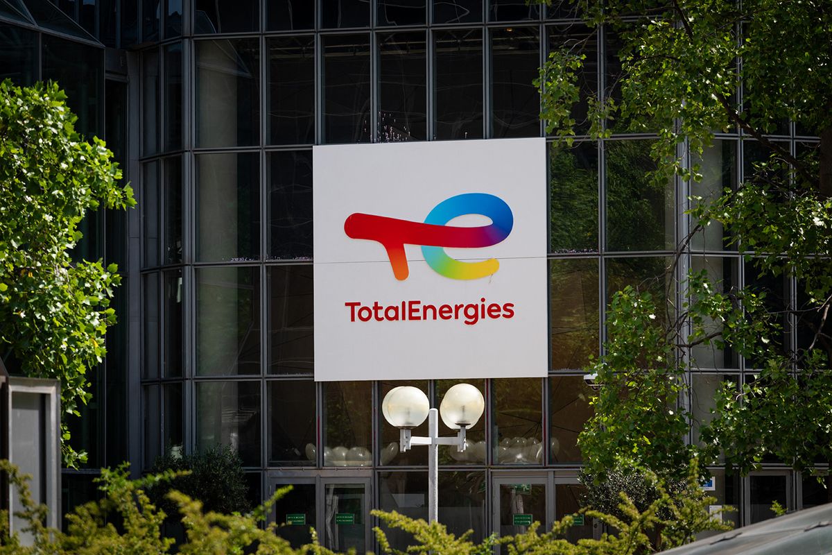 FRANCE - HEADQUARTERS - ENERGY - TOTAL ENERGIES TOWER AND HEADQUARTERS IN THE BUSINESS DISTRICT OF LA DEFENSE NEAR PARIS