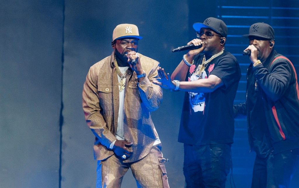 Germany start of the "Final Lap Tour29 September 2023, Hamburg: Rapper Curtis "50 Cent" Jackson (l) performs at the German launch of his "Final Lap Tour" at Hamburg's Barclays Arena. Photo: Markus Scholz/dpa (Photo by MARKUS SCHOLZ / DPA / dpa Picture-Alliance via AFP)