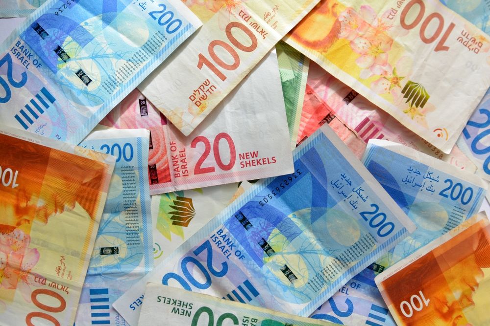 Israeli,Money,Stack,Of,The,New,Israeli,Money,(banknotes),Of