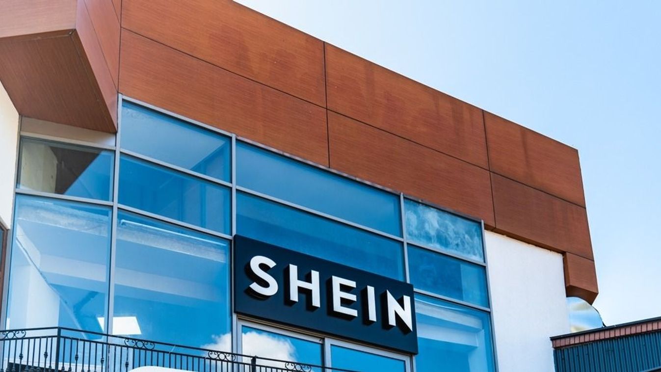 Prizren,,Kosovo,-,July,2022:,Shein,Store,Sign,Logo.,Shein