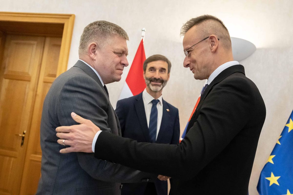 Szijjártó  Péter
robert, fico