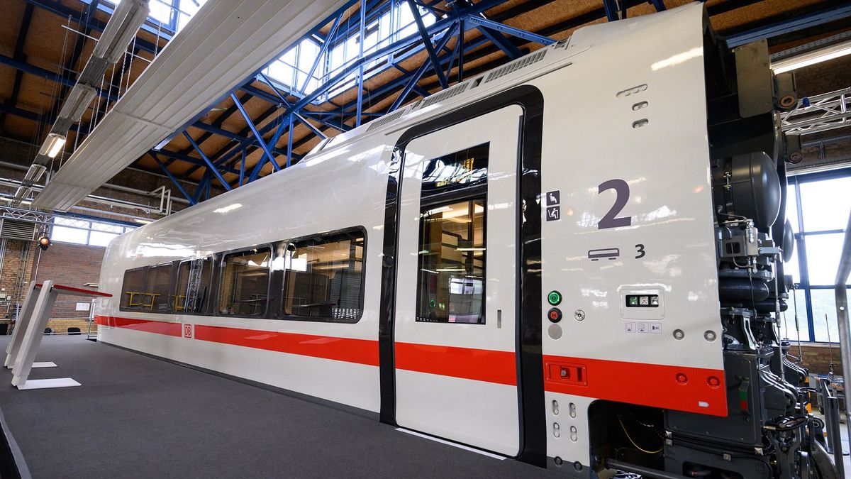 Őrületes üzletre készül egy titokzatos magyar vállalkozói csoport: sejteni lehet, ki vásárolhatja meg a spanyol vasúti óriást