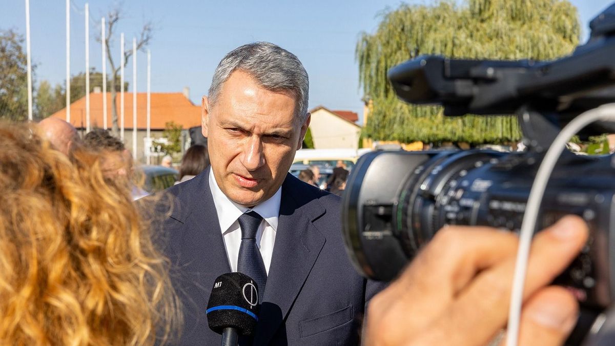 Megszólalt Lázár János a sápi vonatszerencsétlenség miatt – a rendőrség vizsgálódik