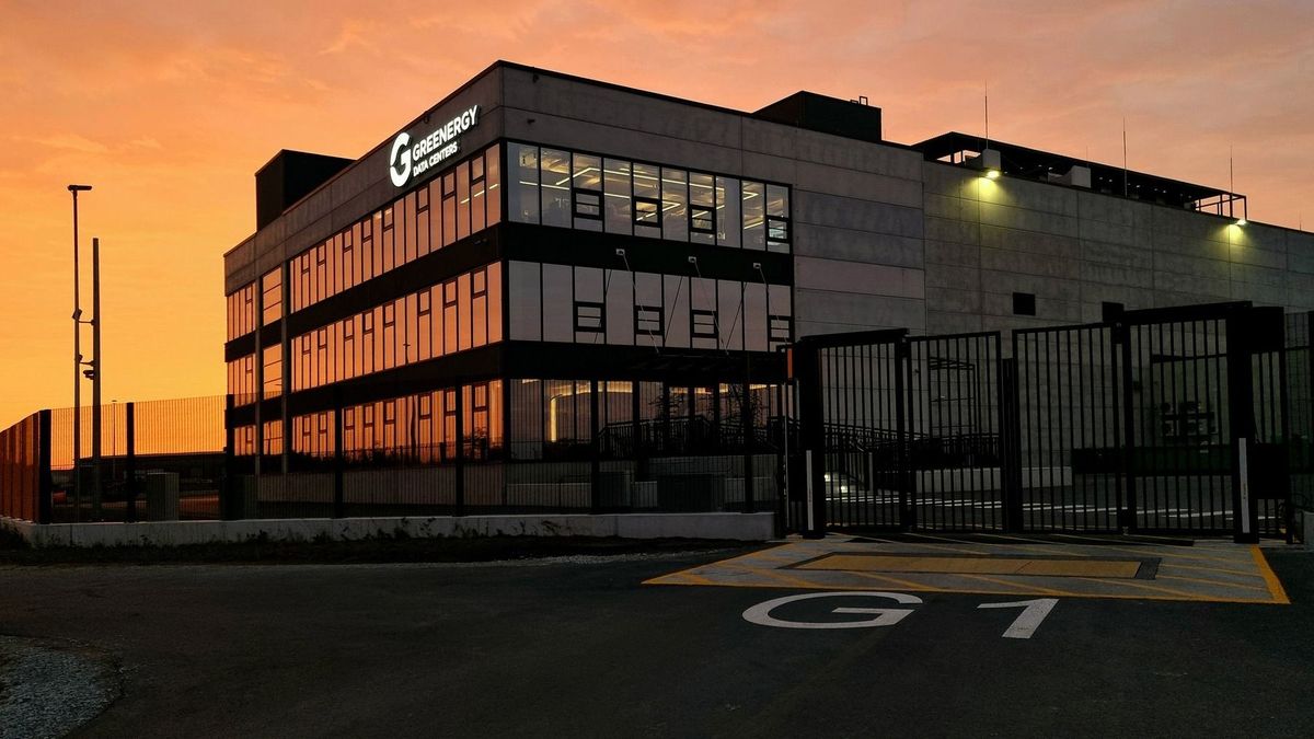 Aki A-t mond, mondjon I-t is!