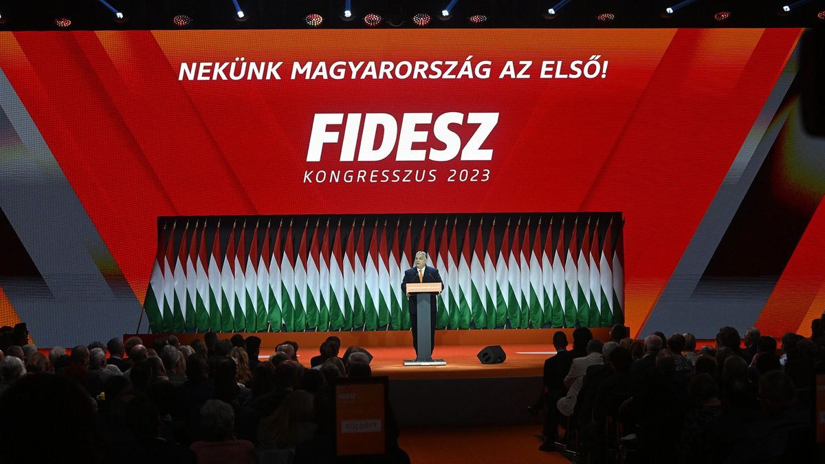 Meghívót kapott Orbán Viktor és a Fidesz az egyik nagy európai uniós pártcsaládba