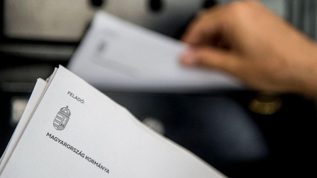 Orbán Viktor már kitöltötte a nemzeti konzultációt és erről videót is közölt