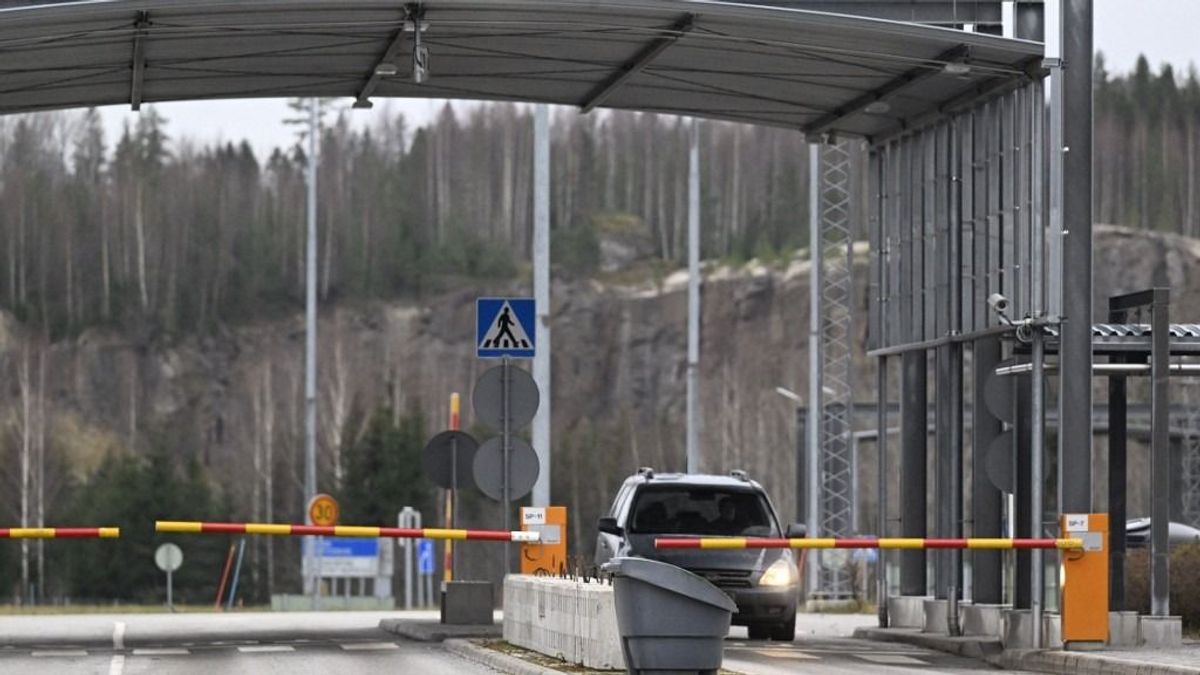 Az orosz diplomácia üres fenyegetésekkel válaszolt a kedd éjféltől tervezett finn határzárra