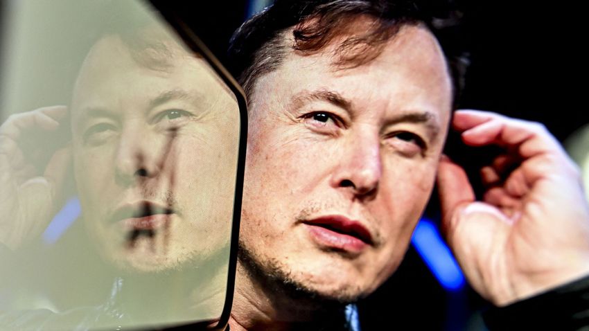 Elon Musk „termonukleáris” pert indít a médiafigyelő szervezet ellen