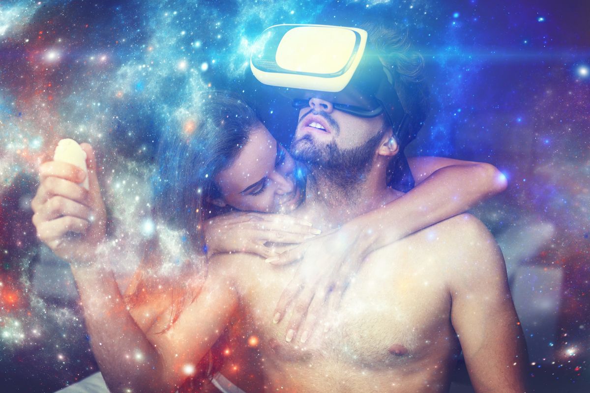 Man in VR glasses opening magical universe of fantasy with girlfriend
VR-pornó