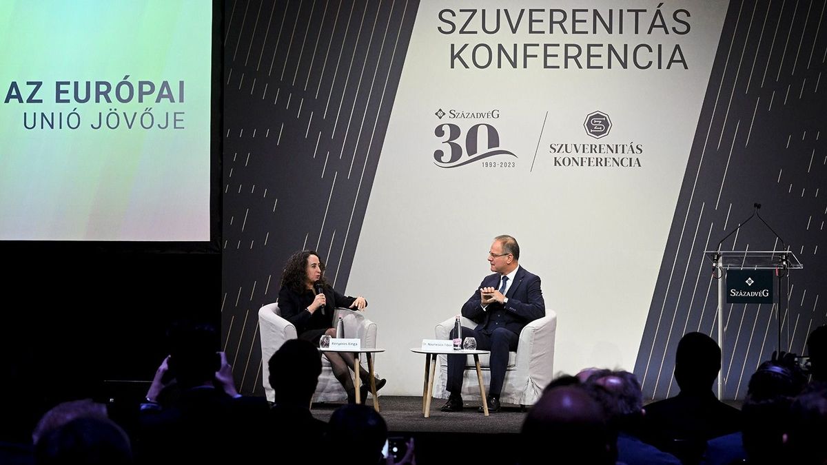 Navracsics Tibor:Az Európai Bizottság nemcsak szereptévesztésben van, de túl is lépi a hatáskörét