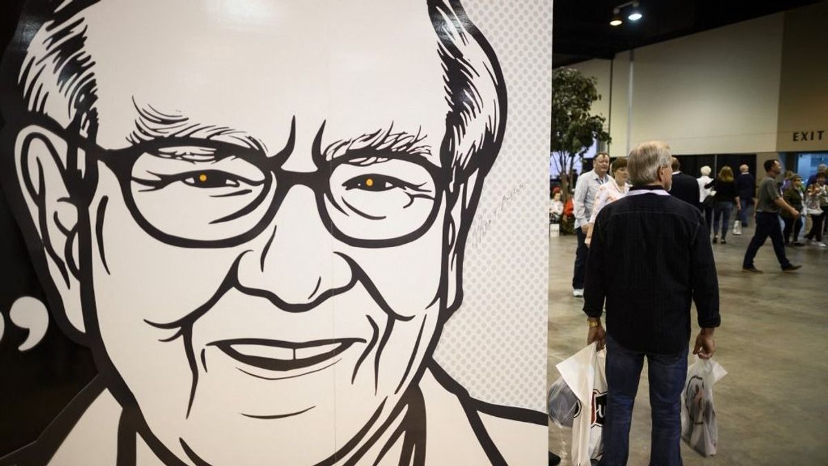 Buffett: tovább növekszik a készpénzhegy, évtizedes bizalom illant el a Berkshire Hathawaynél