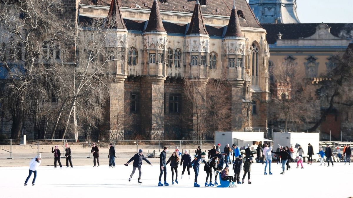 A csúszás után,végre nyit a Műjégpálya – az árakról még nincsenek hírek