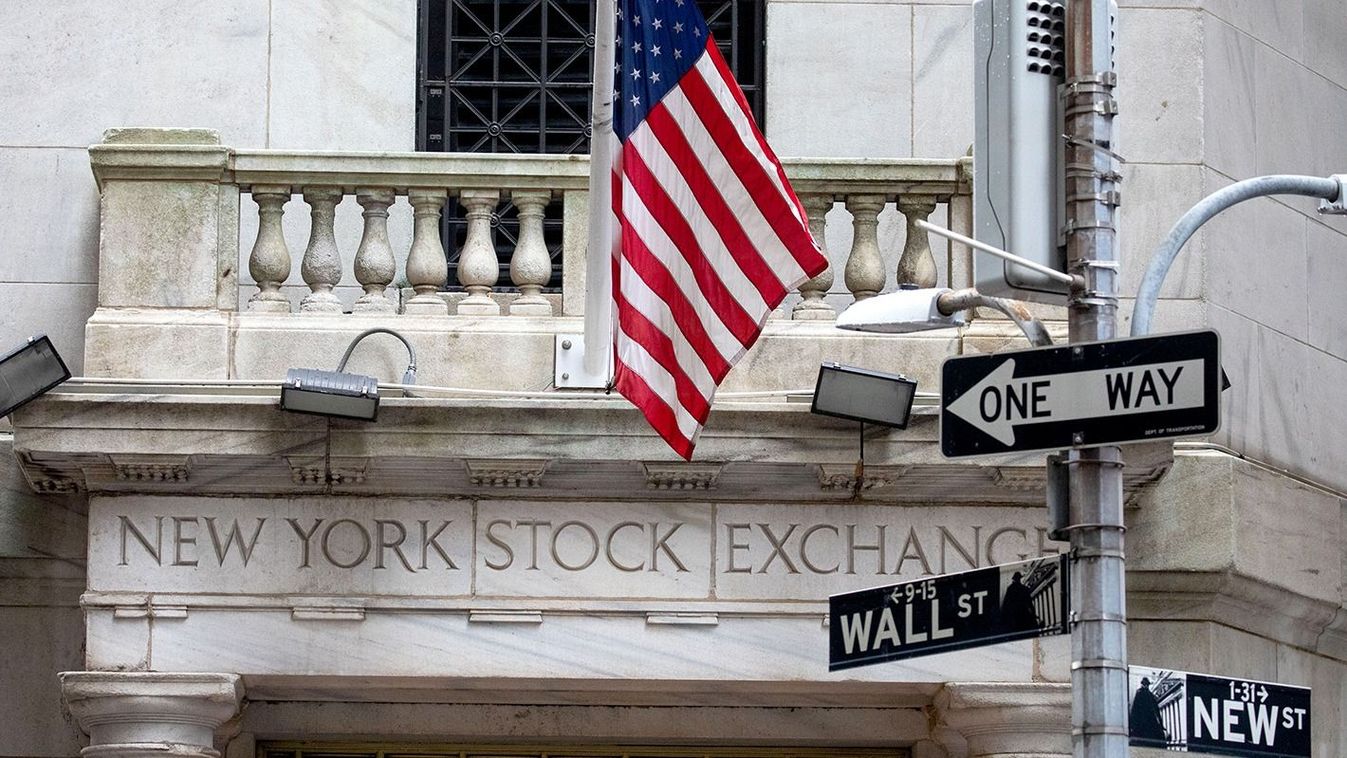 U.S.-NEW YORK-STOCKSU.S.-NEW YORK-STOCKS(230313) -- NEW YORK, March 13, 2023 (Xinhua) -- Photo taken on March 13, 2023 shows the New York Stock Exchange (NYSE) in New York, the United States. U.S. stocks ended mixed on Monday. The Dow fell 0.28 percent to 31,819.14, and the S&P 500 decreased 0.15 percent to 3,855.76, while the Nasdaq was up 0.45 percent to 11,188.84. (Photo by Michael Nagle/Xinhua)Xinhua News Agency / eyevineContact eyevine for more information about using this image:T: +44 (0) 20 8709 8709E: info@eyevine.comhttp://www.eyevine.com