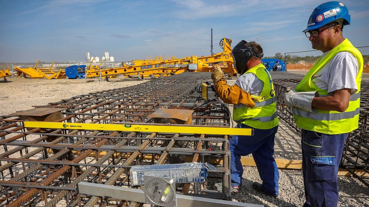 Térképen mutatjuk meg, hogy mennyit keresnek a fizikai munkások Magyarországon – elképesztő, ami két vármegyében zajlik