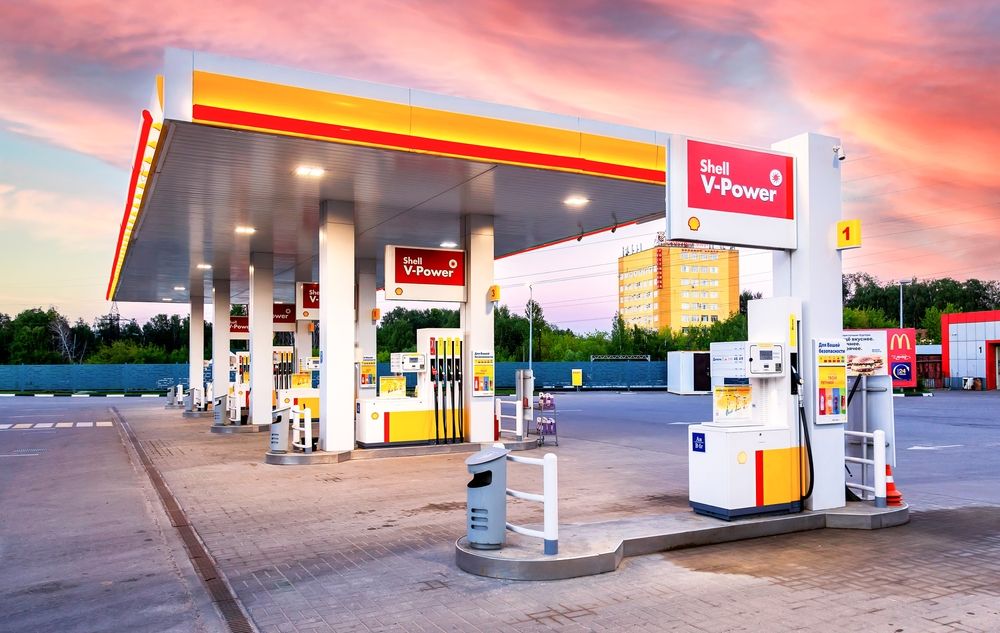 Moscow,,Russia,-,July,5,,2021:,Shell,Gas,Station,In