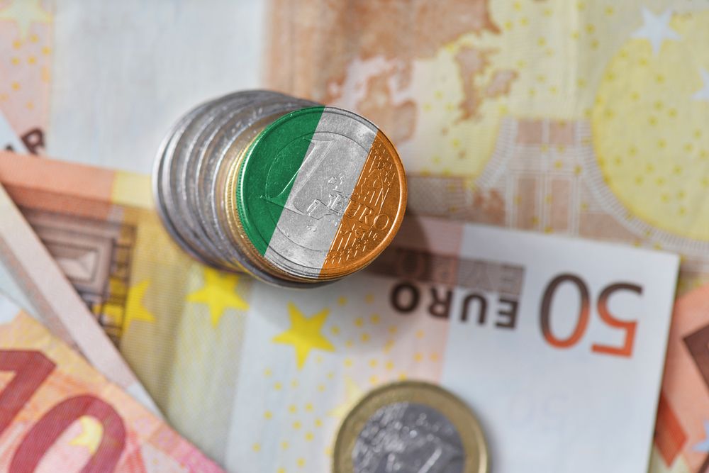 Euro,Coin,With,National,Flag,Of,Ireland,On,The,Euro