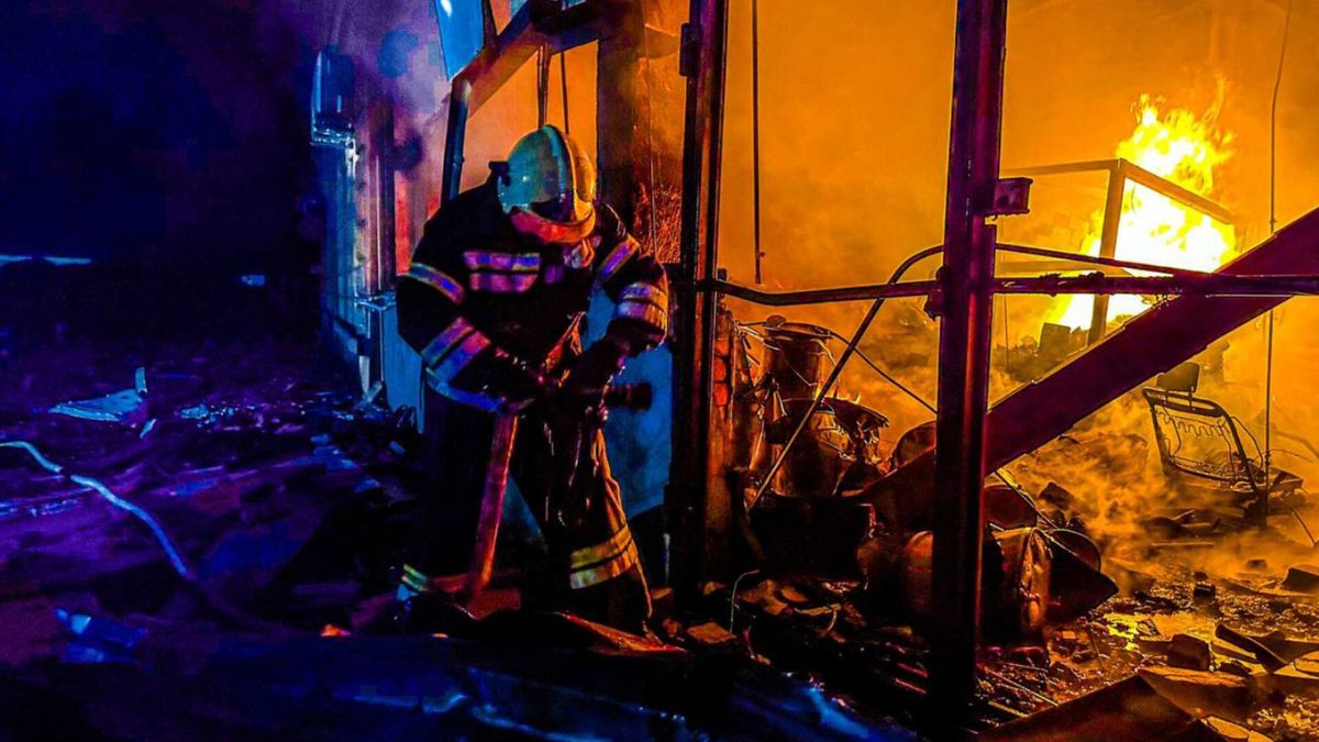 This photograph taken on November 5, 2023 and released on November 6, 2023 by Ukrainian Emergency Service shows firefighters working to extinguish a fire in a building following a late strike in Odesa, amid the Russian invasion of Ukraine. Ukrainian Interior Minister said 20 residential buildings, an art museum and infrastructure facilities were damaged in the city. (Photo by Handout / UKRAINIAN EMERGENCY SERVICE / AFP) / RESTRICTED TO EDITORIAL USE - MANDATORY CREDIT "AFP PHOTO / Ukrainian Emergency Service " - NO MARKETING NO ADVERTISING CAMPAIGNS - DISTRIBUTED AS A SERVICE TO CLIENTS