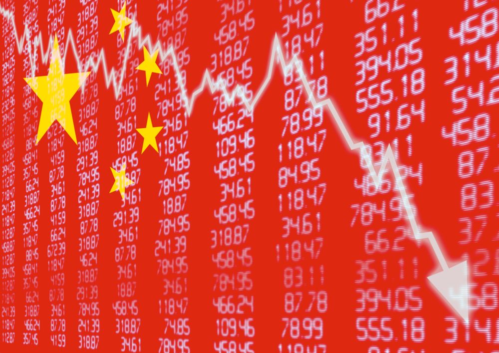 Chinese,Stock,Market,-,Arrow,Graph,Going,Down,On,Red