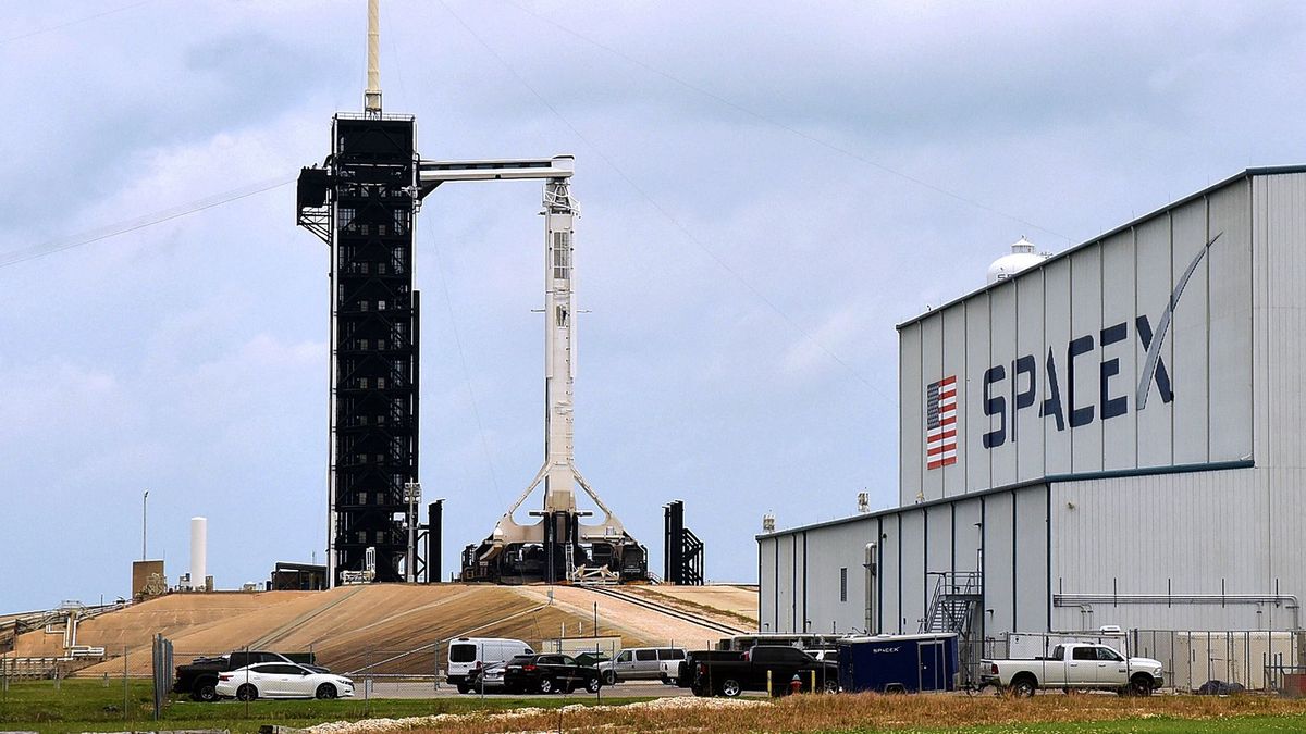 Rohamtempót diktál Elon Musk – több száz eltussolt munkahelyi balesetet találtak a SpaceX-nél