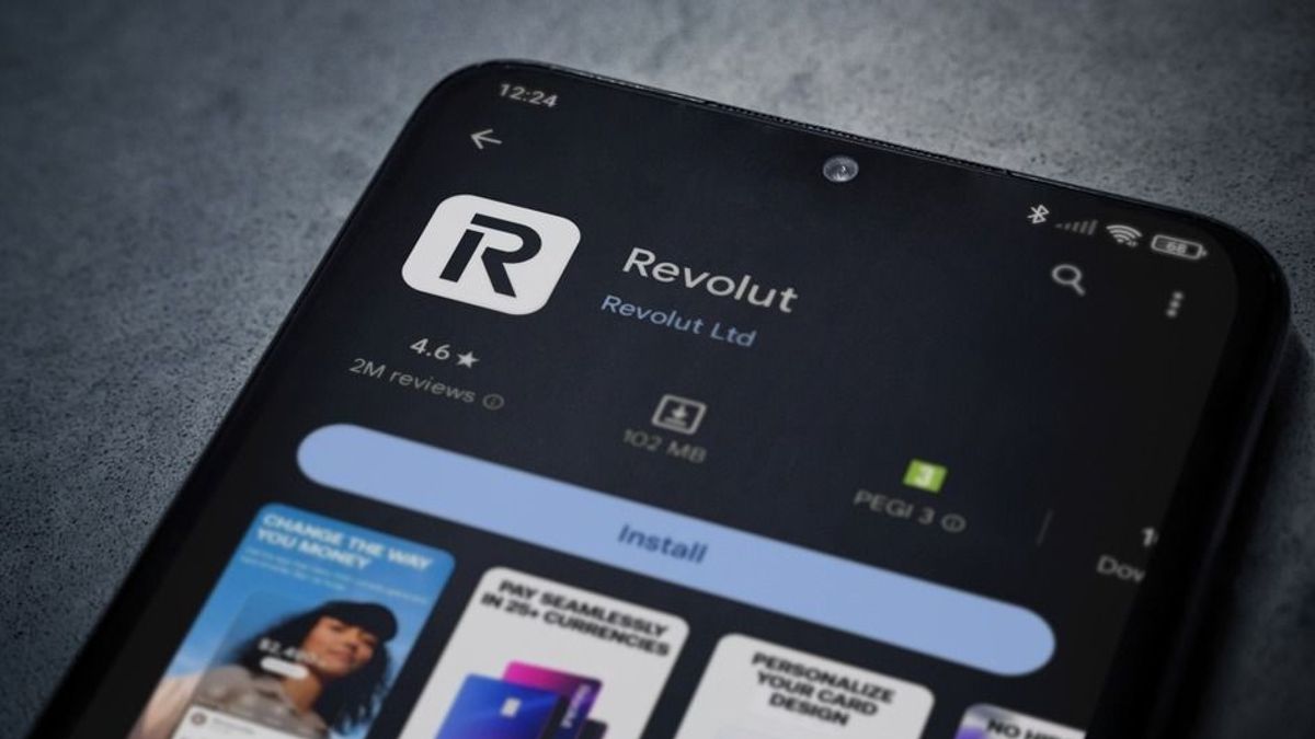 Két oldala van a Revolut érmének is