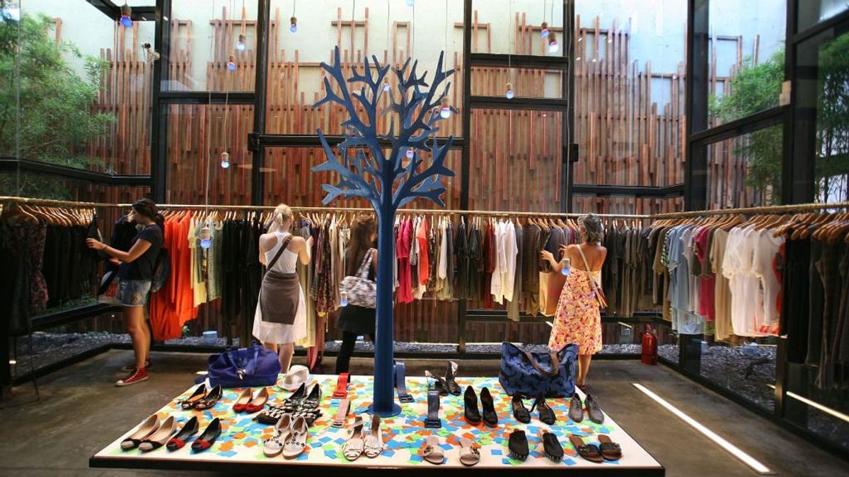 Hiperinfláció: Már új farmerre sem futja az argentinoknak – virágzik a használtruha-piac