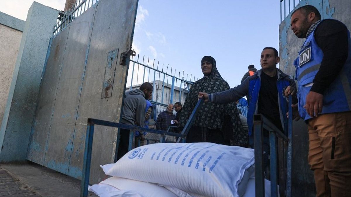 Az izraeli háború 117. napja – az USA és Németország is felfüggesztette a palesztinokat segítő szervezetet, Törökország és az EU még küldi a pénzt