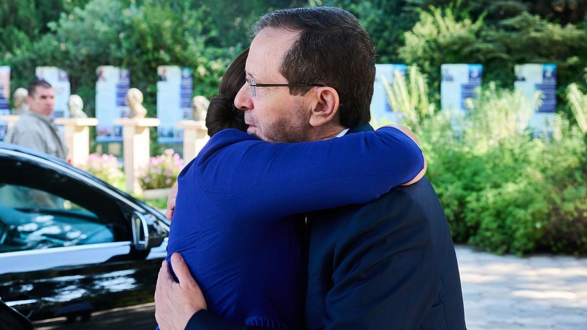 Novák Katalin Izraelből üzeni: a terror képeit pártszimpátián felülemelkedve mindenki egyformán elítéli Magyarországon